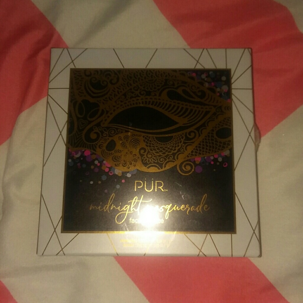 Pur Eyeshadow Palette